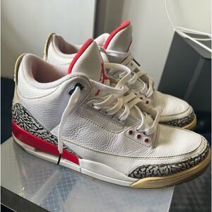 Size 13 men Jordan 3 Retro
Hall of Fame